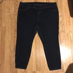 TORRID SIZE 4R LEAN JEAN DARK WASH